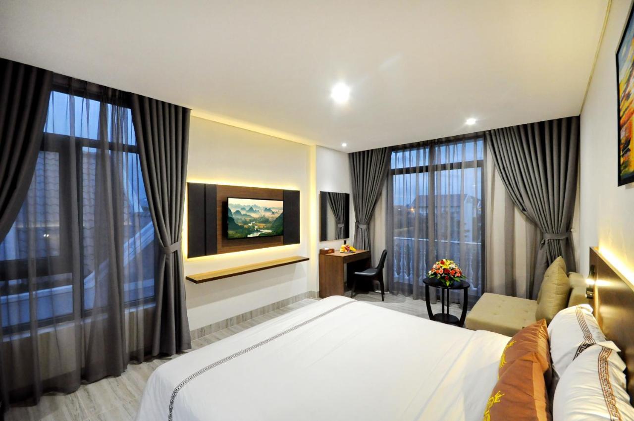 Crown Nguyen Hoang Hotel Nha Trang Exterior photo