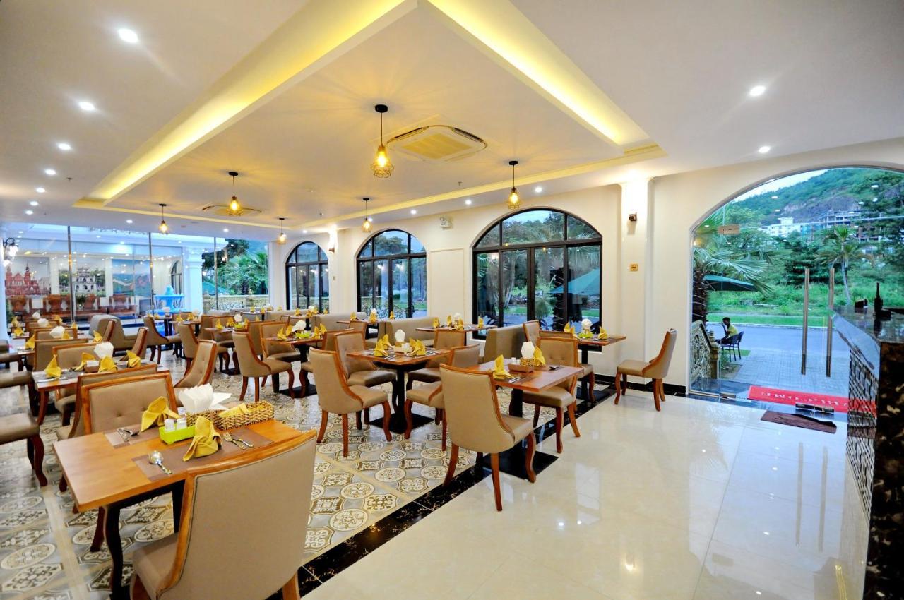 Crown Nguyen Hoang Hotel Nha Trang Exterior photo