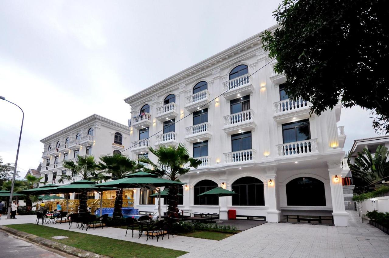 Crown Nguyen Hoang Hotel Nha Trang Exterior photo