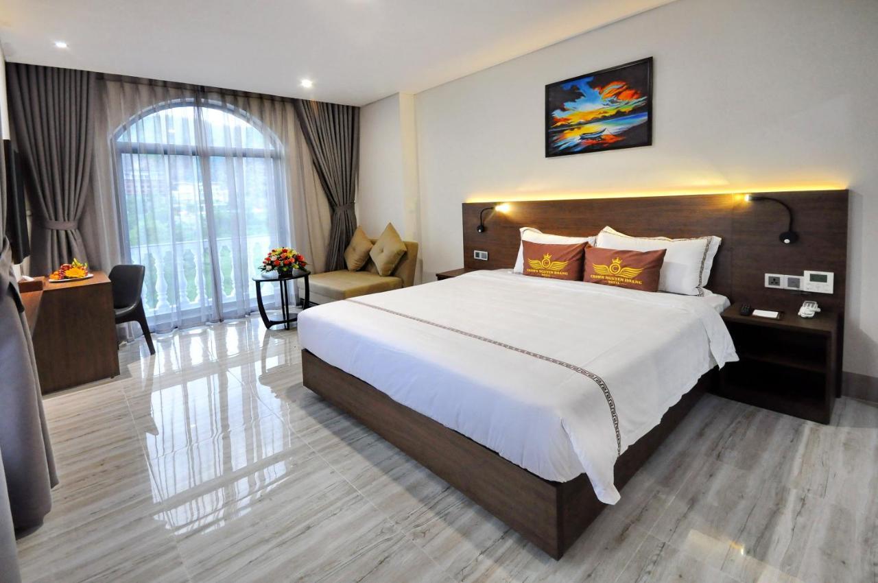 Crown Nguyen Hoang Hotel Nha Trang Exterior photo
